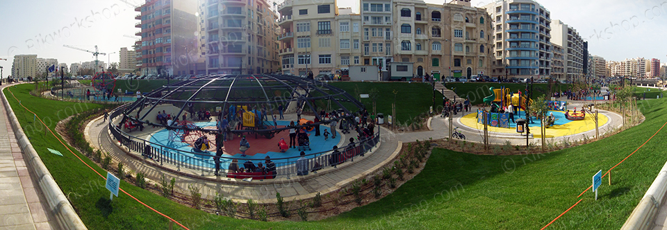 Qui-Si-Sana Playground in Sliema